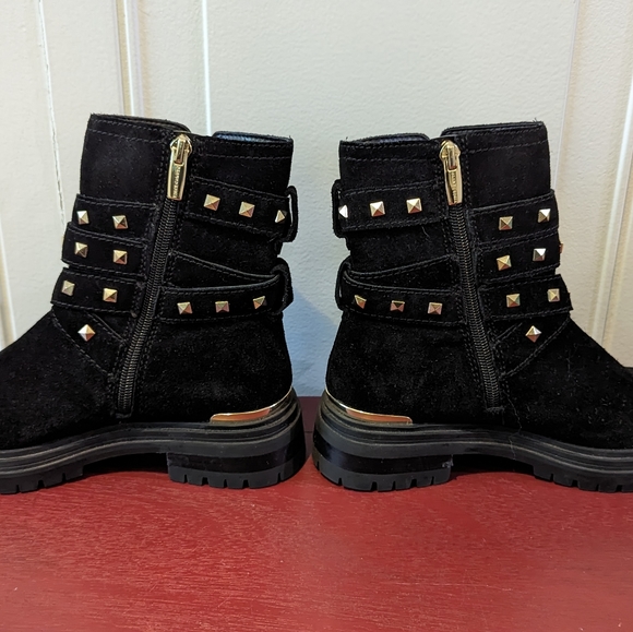 Vince Camuto Baretta Black Suede Studded Moto Boots Size 5.5 Exc Condition - Picture 4 of 9